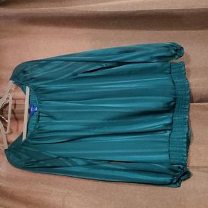 Emerald green blouse with sheer sleeves, keyhole opening in front